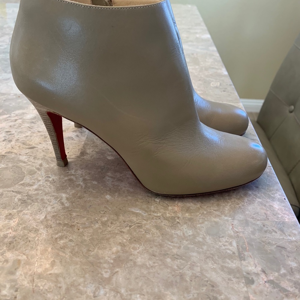 Christian Louboutin Shoes size 38